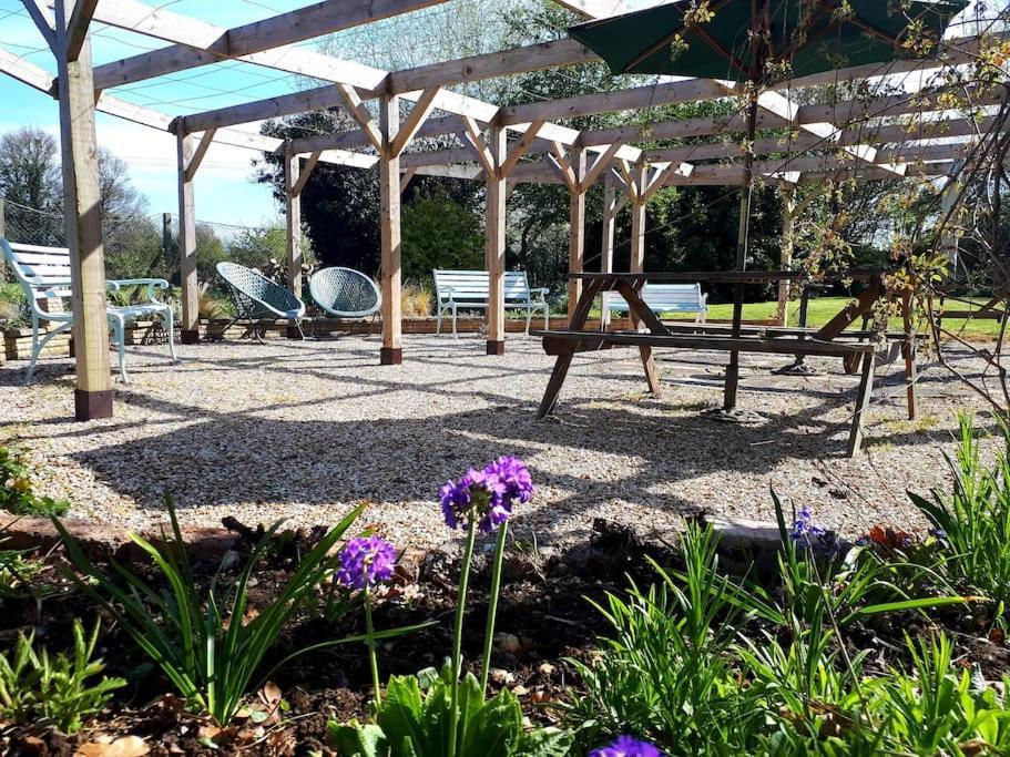 Host & Stay - Clara Cottage Bretforton ภายนอก รูปภาพ