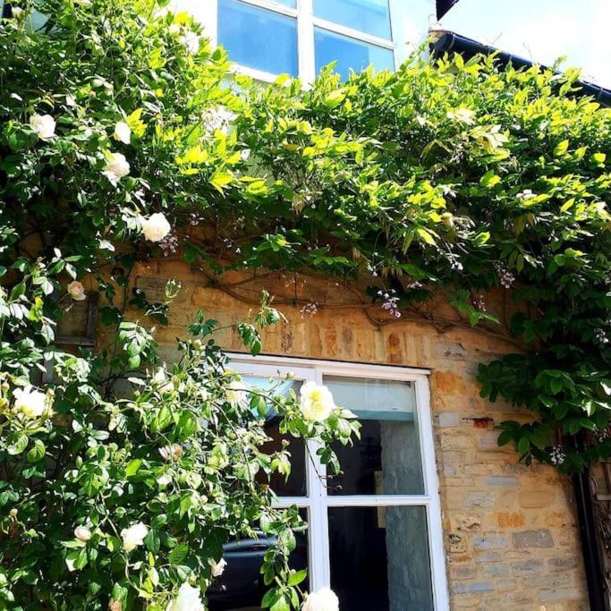 Host & Stay - Clara Cottage Bretforton ภายนอก รูปภาพ